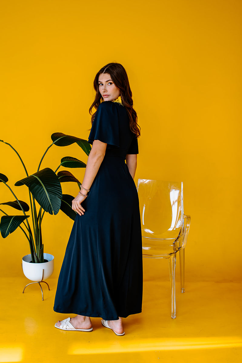 Flutter Sleeve V-Neck Maxi – Red Door Boutique Flutter Sleeve V-Neck Maxi – Red Door Boutique