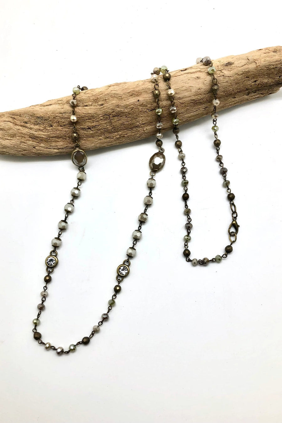 Vera Vinca Glass Necklace