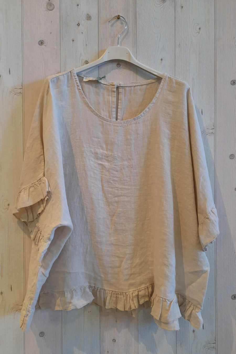 Ruffle Quarter Sleeve Top