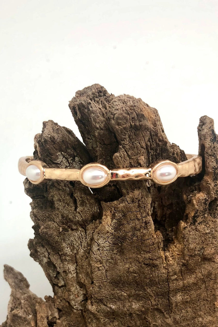 Aphrodite Pearl Bracelet