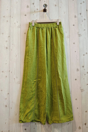 Trousers With A Twist