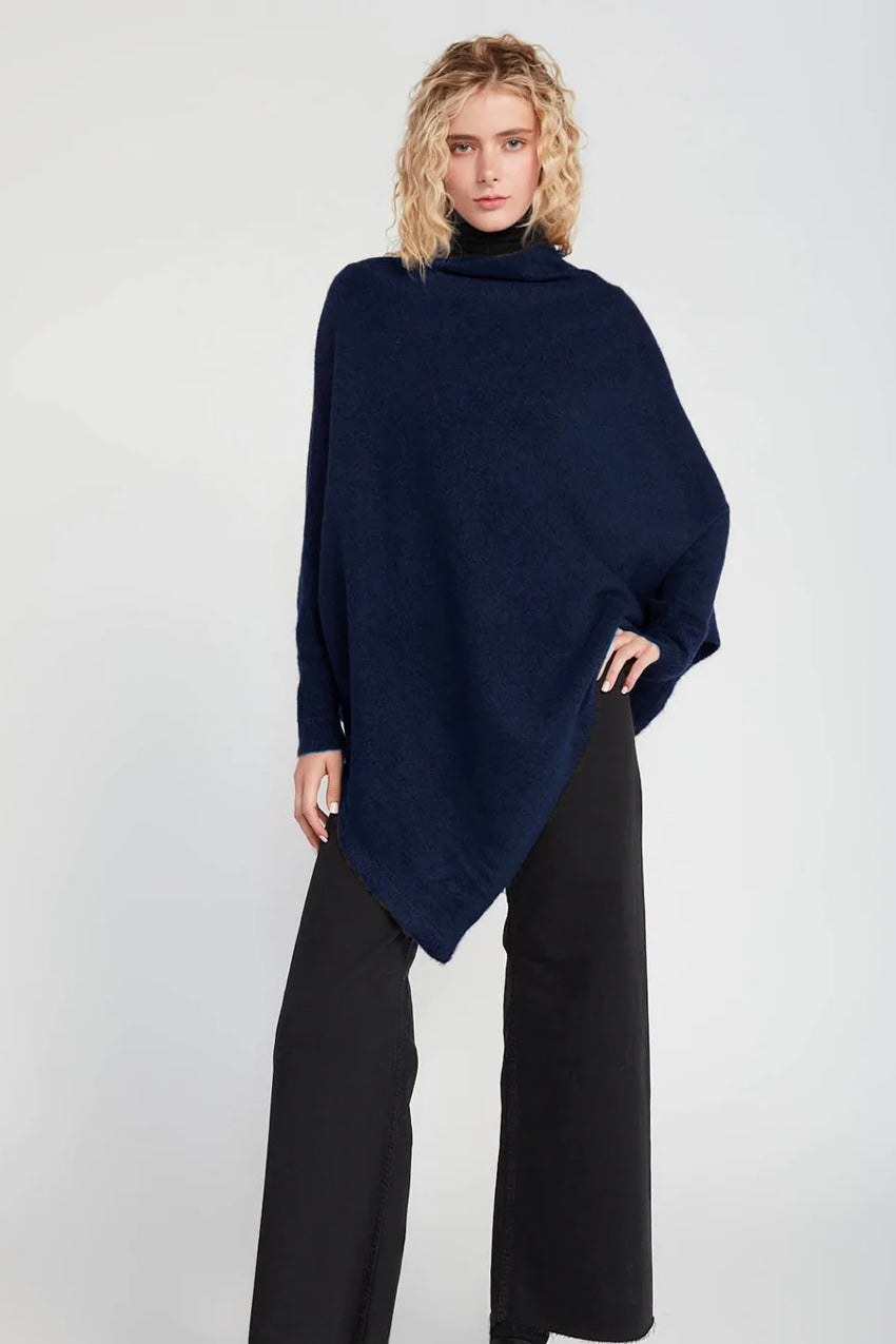 Triangle Poncho w/ Sleeves