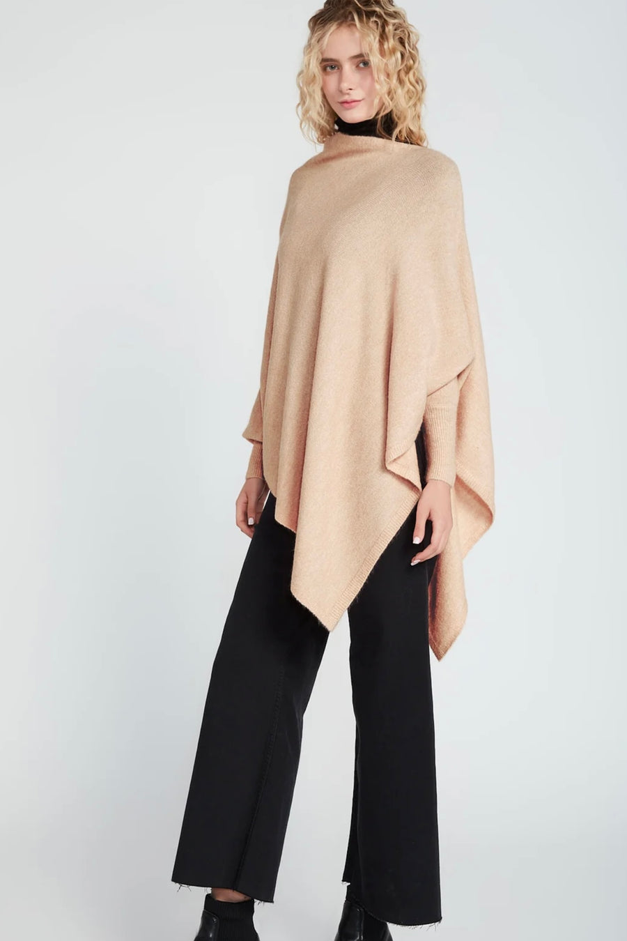 Triangle Poncho w/ Sleeves