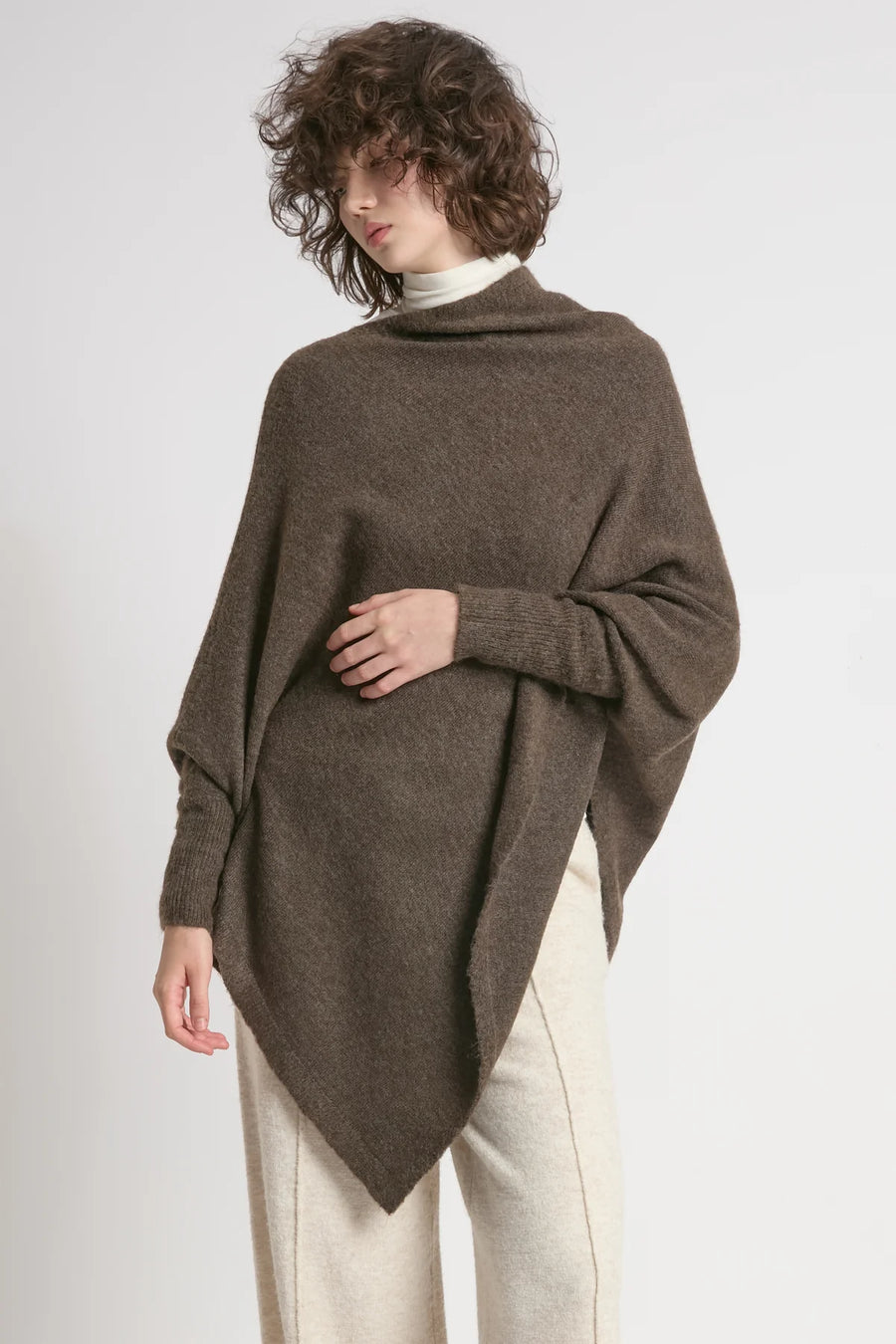 Triangle Poncho w/ Sleeves